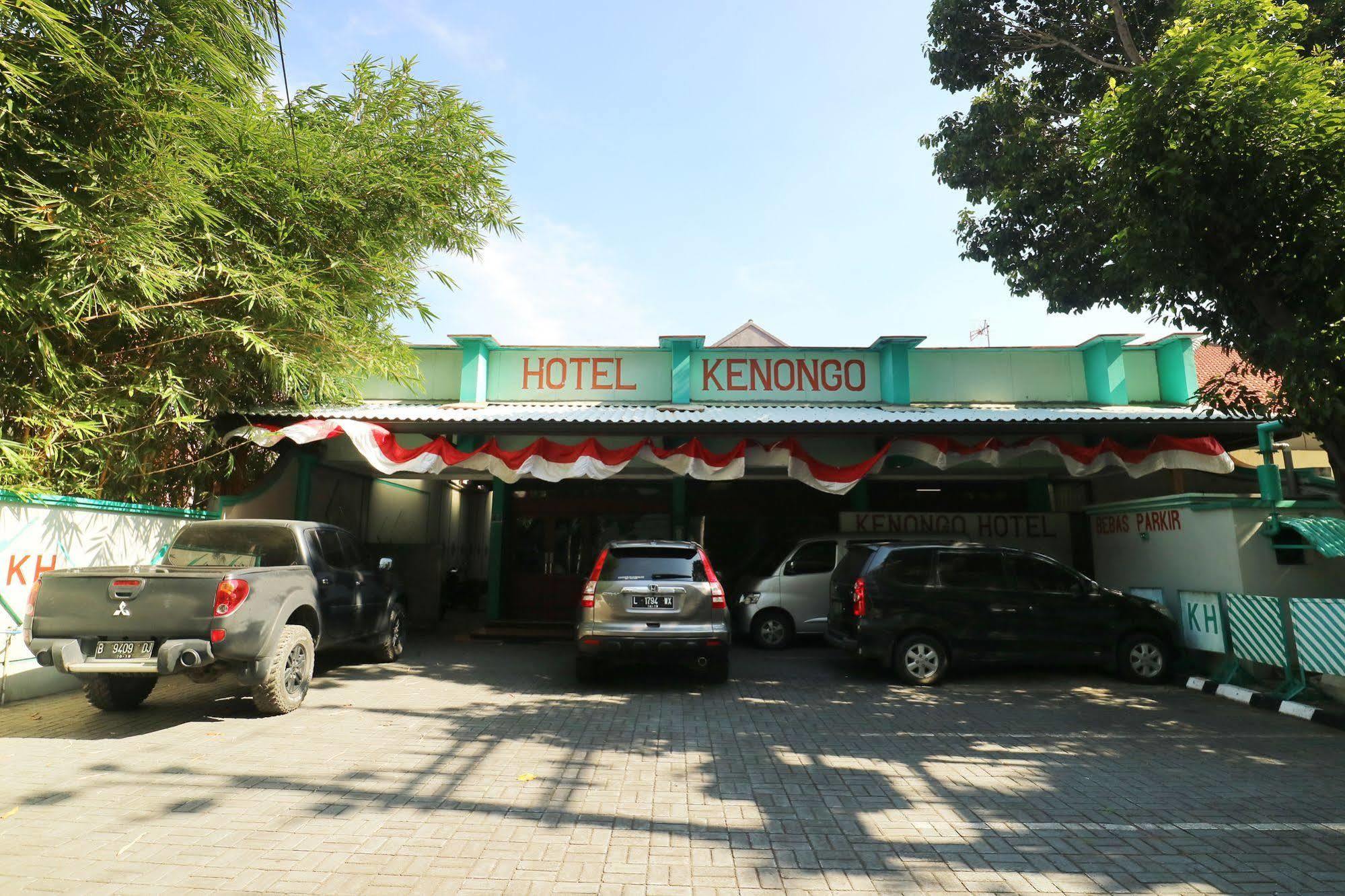 Hotel Kenongo Surabaya Dış mekan fotoğraf